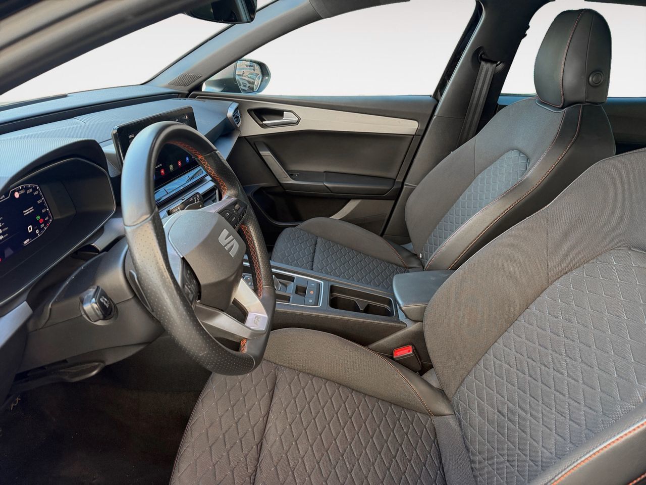 SEAT León 1.0 eTSI FR 25 Aniversario DSG - foto 8