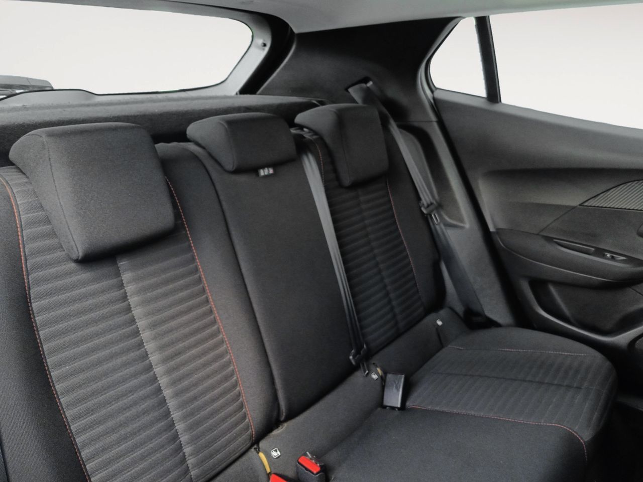 Peugeot 2008 BlueHDi 110 Active Pack - foto 10
