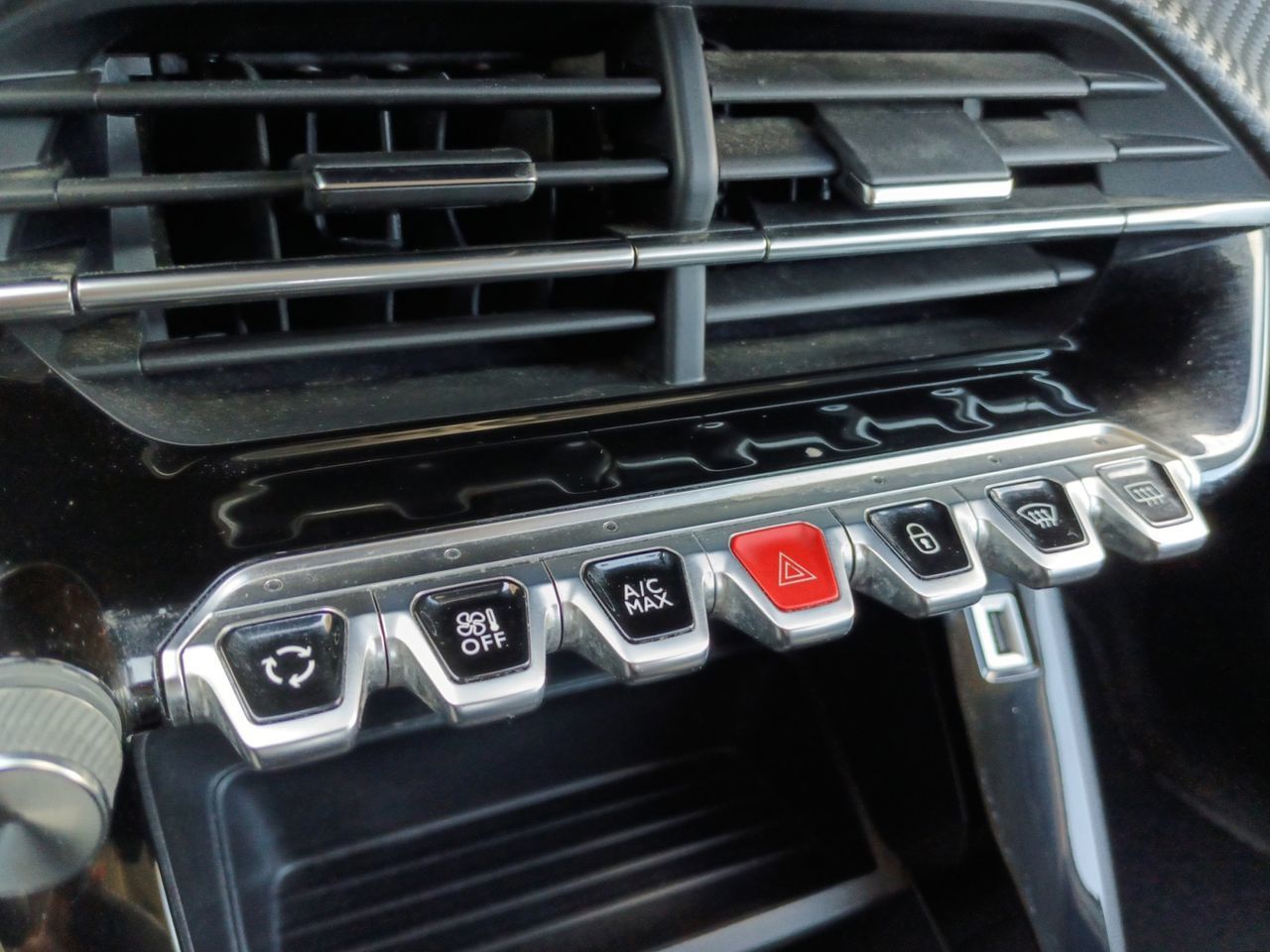 Peugeot 2008 BlueHDi 110 Active Pack - foto 19