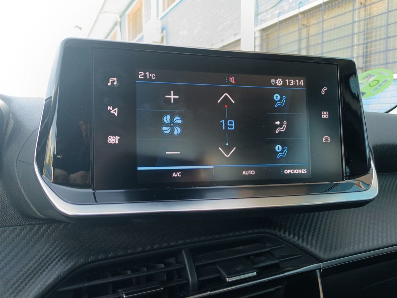 Peugeot 2008 BlueHDi 110 Active Pack - foto 18
