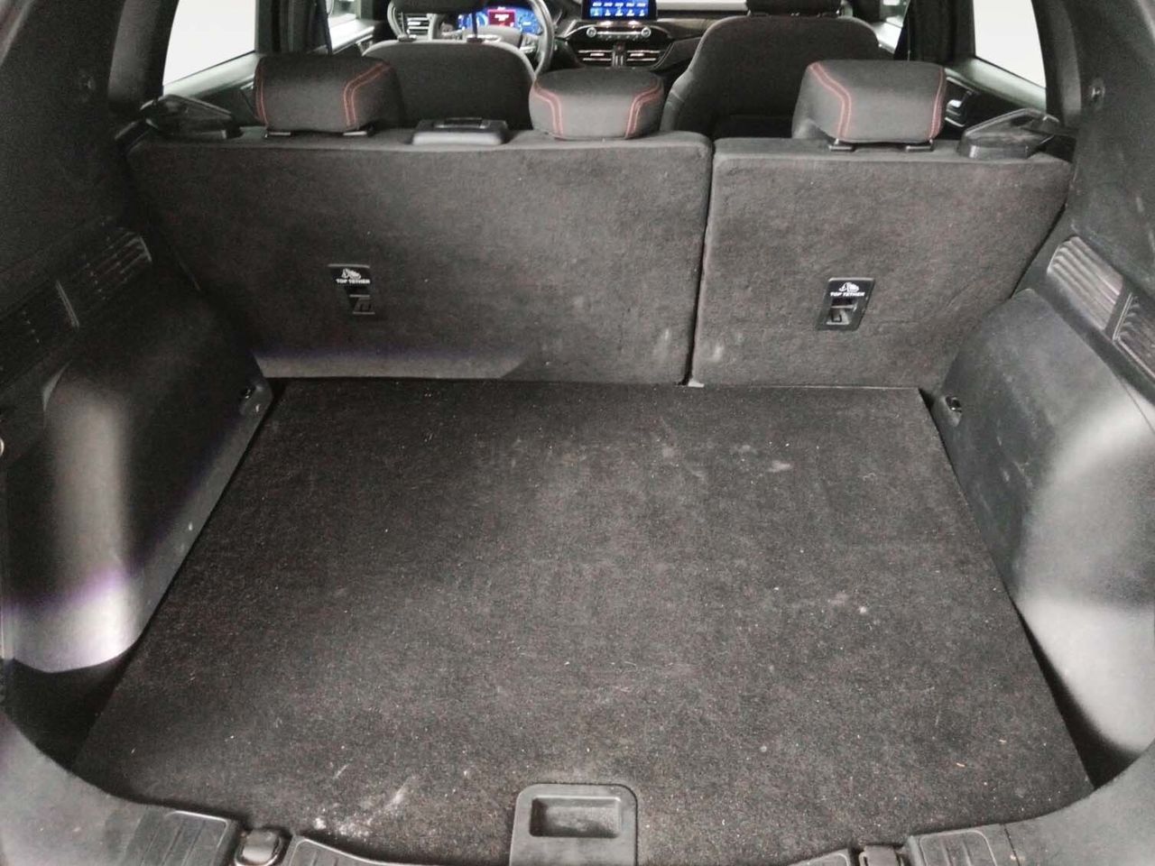 Ford Kuga 1.5 EcoBoost ST-Line 4x2 - foto 14