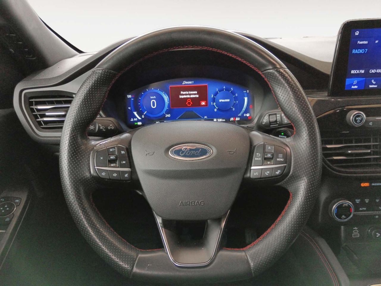 Ford Kuga 1.5 EcoBoost ST-Line 4x2 - foto 10