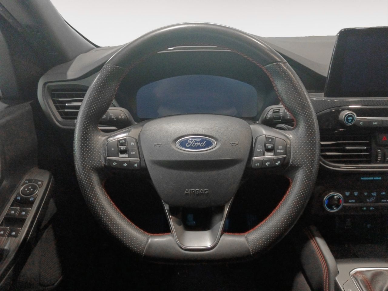 Ford Kuga 1.5 EcoBoost ST-Line 4x2 - foto 10