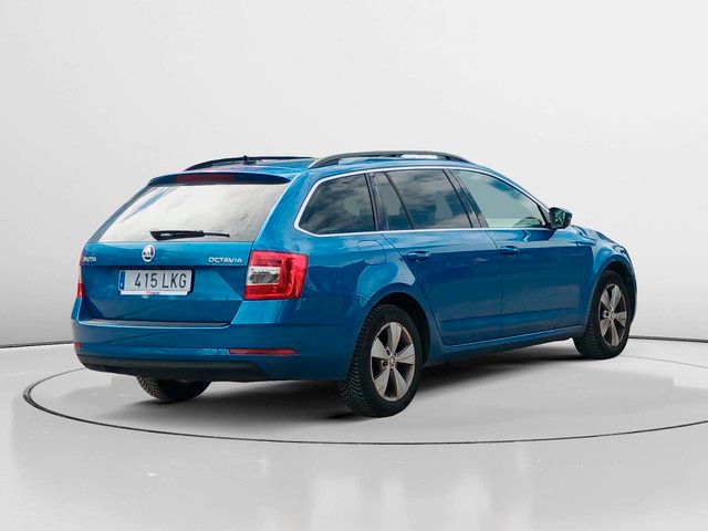 Škoda Octavia 1.0 TSI Ambition - foto 3
