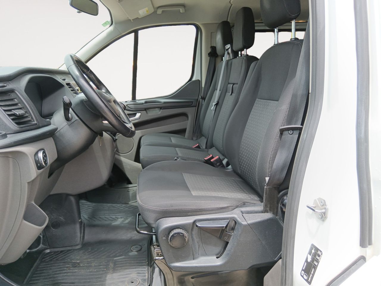 Ford Transit Custom Furgon 2.0 TDCi 320 L2 Trend - foto 9