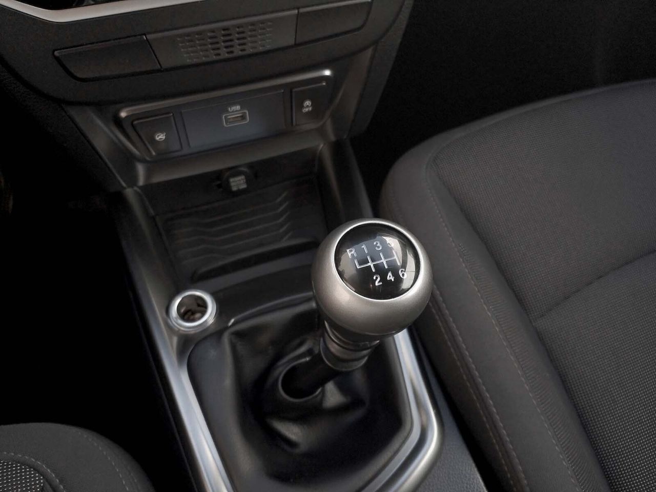 SsangYong Tivoli G15T LP Urban Plus - foto 12