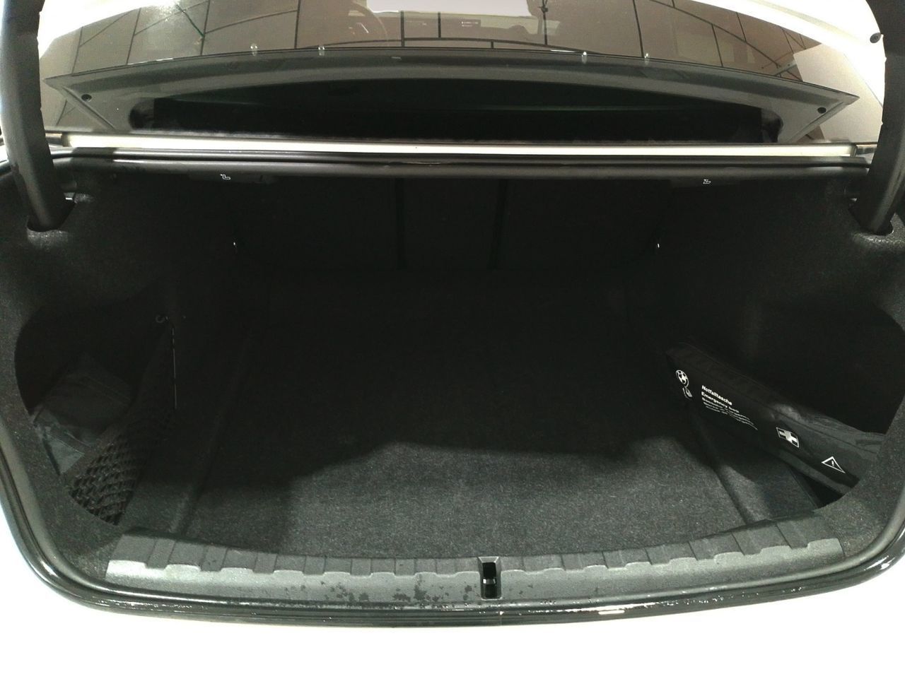 BMW Serie 3 318d - foto 11