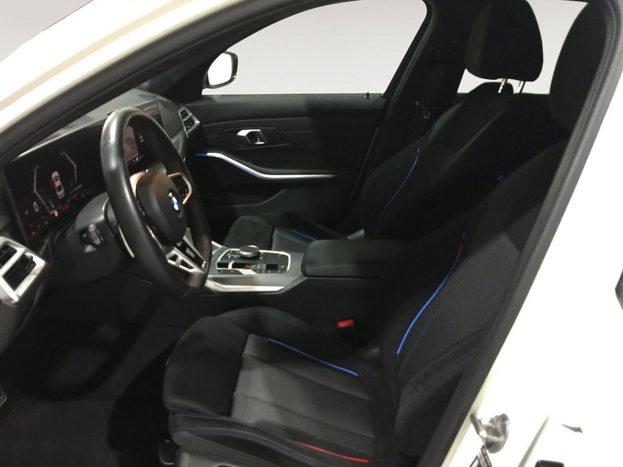 BMW Serie 3 318d - foto 8