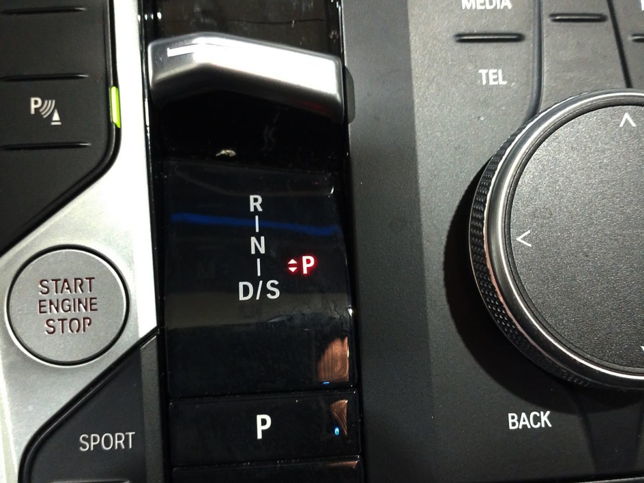 BMW Serie 3 318d - foto 12