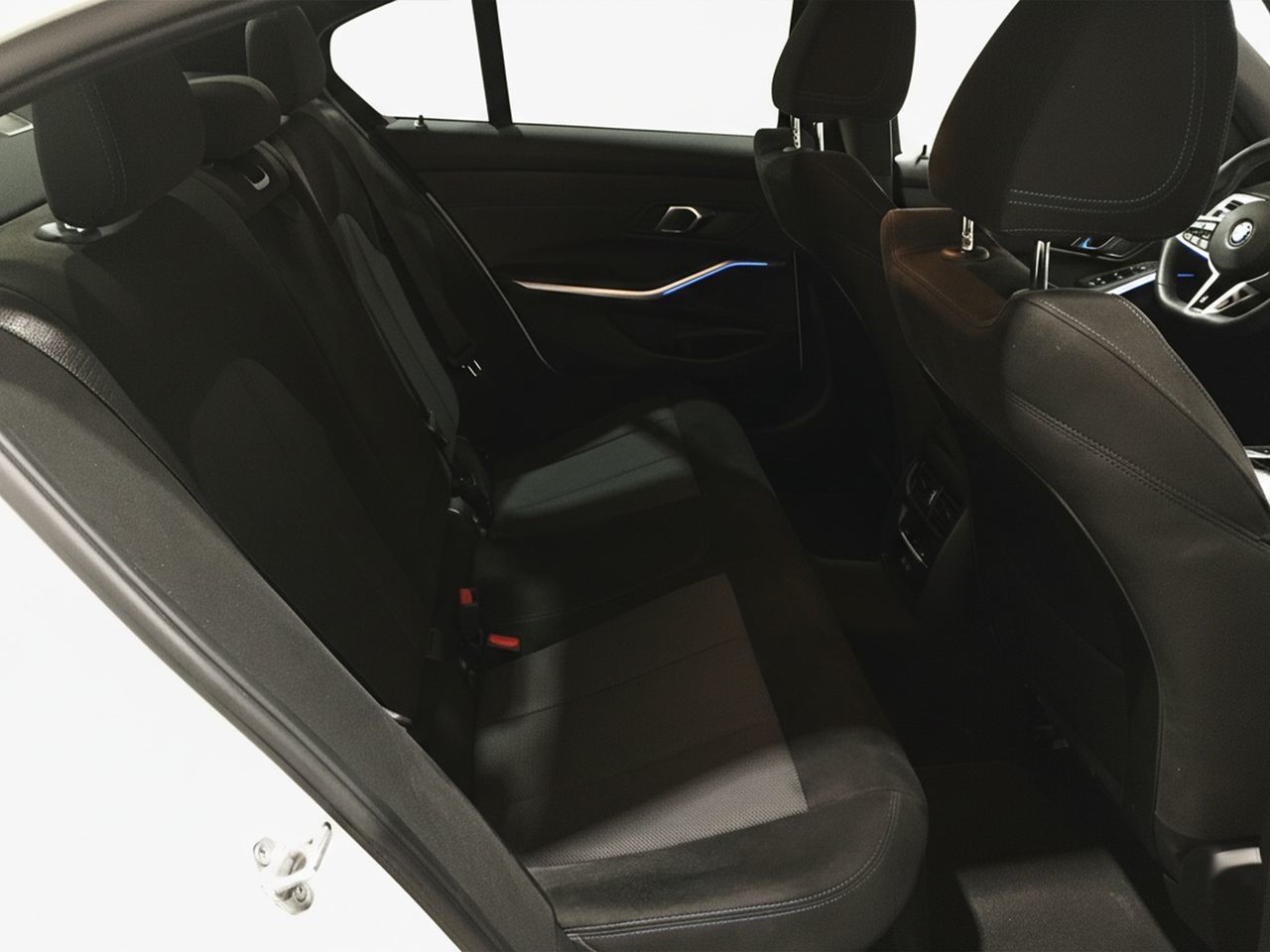 BMW Serie 3 318d - foto 9
