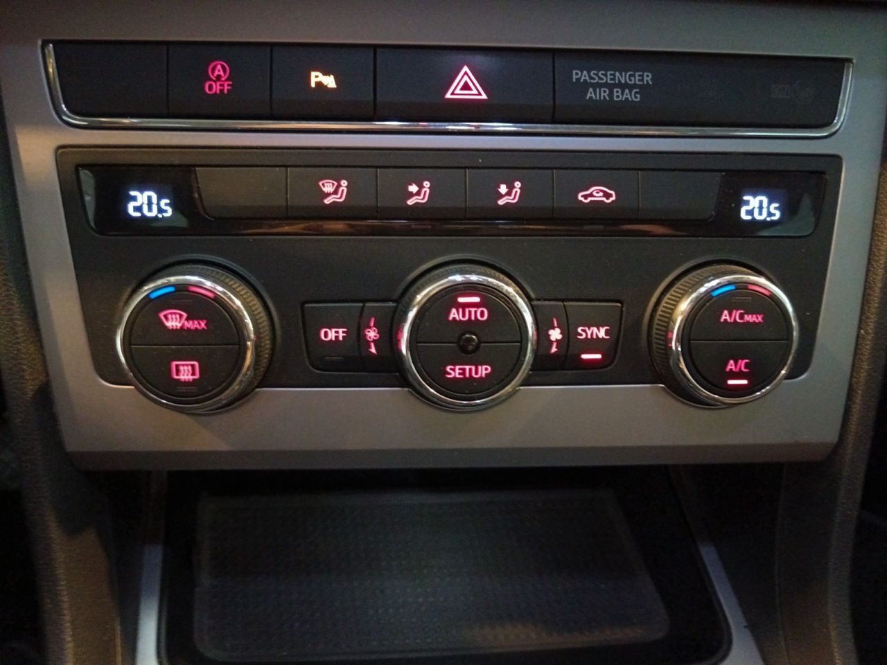 SEAT León 2.0 TDI X-perience 4Drive - foto 19