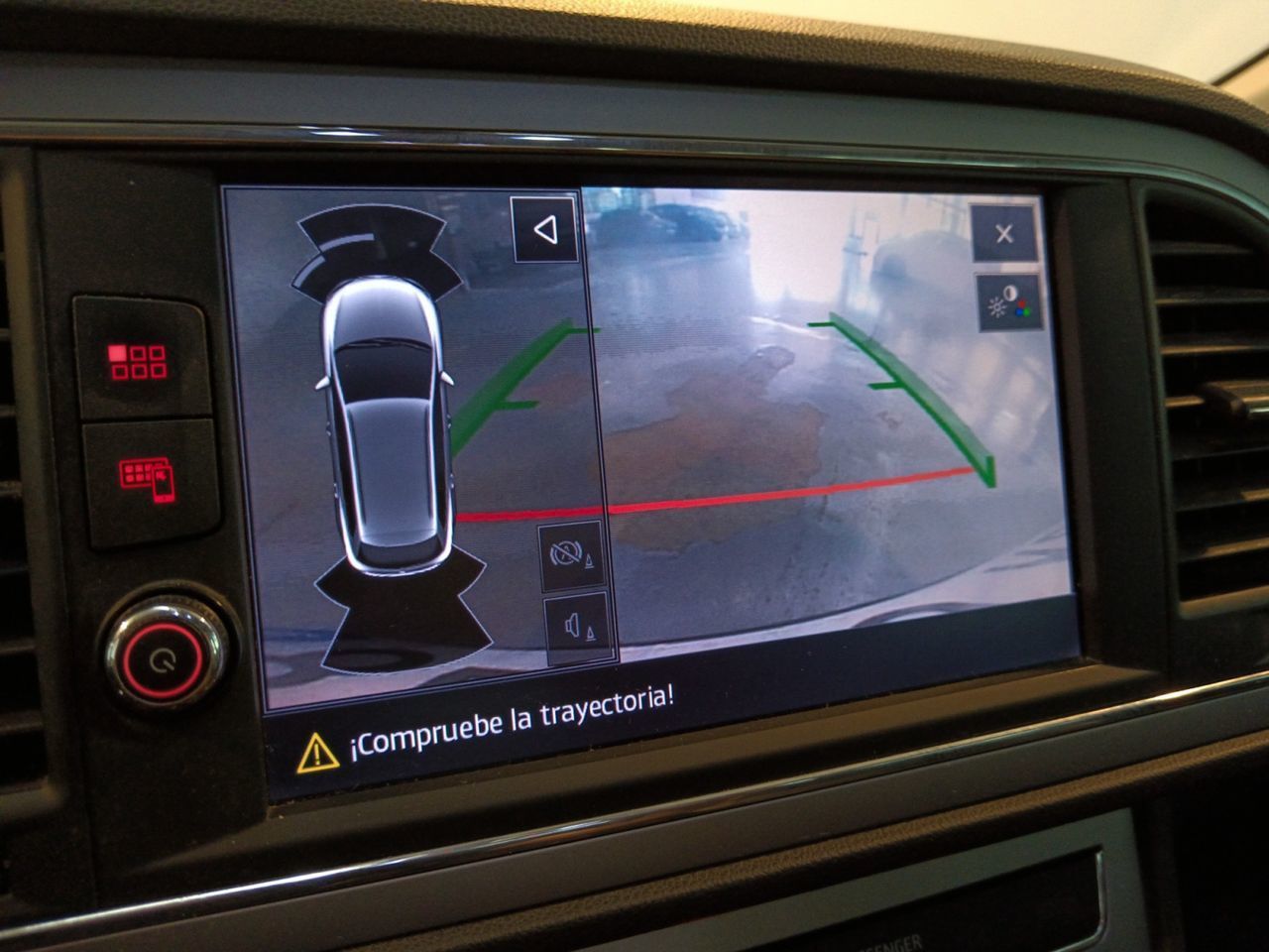 SEAT León 2.0 TDI X-perience 4Drive - foto 18