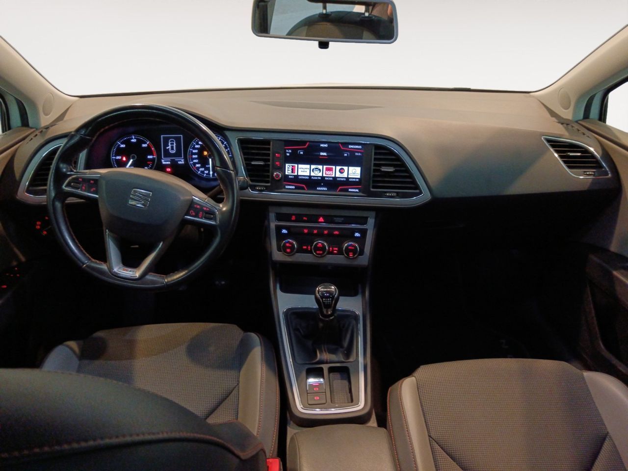SEAT León 2.0 TDI X-perience 4Drive - foto 7