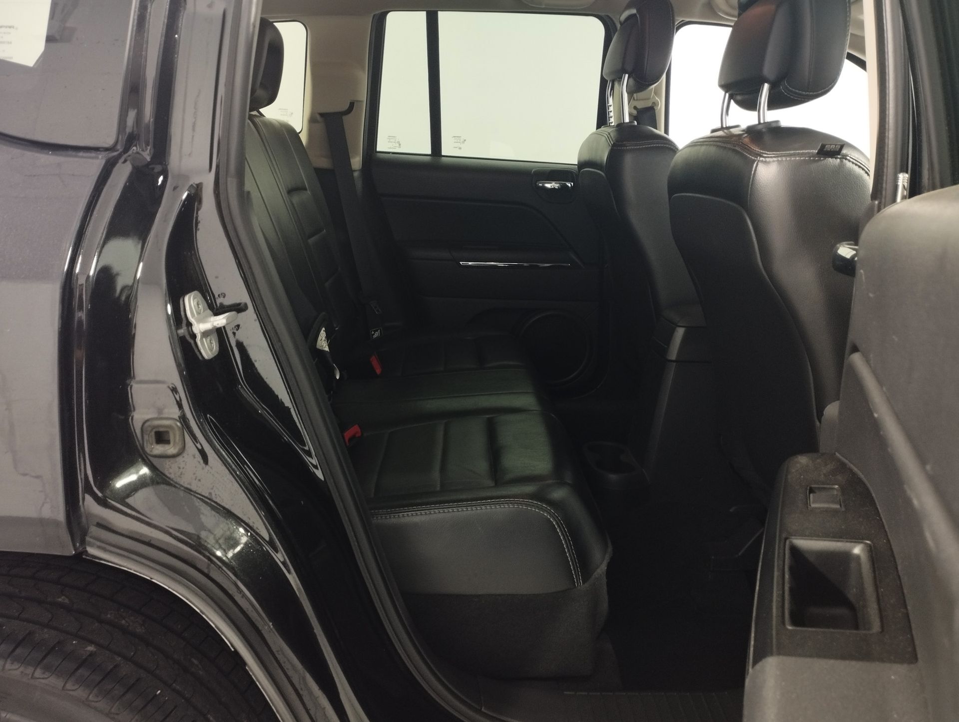 Jeep Compass 2.2 CRD Limited 4x4 - foto 9