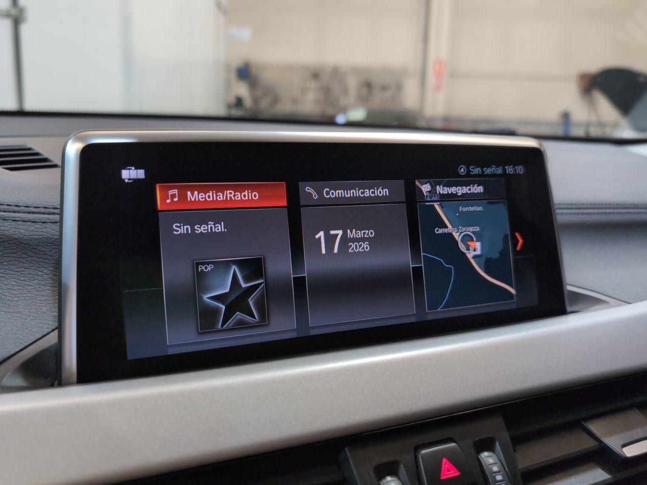 BMW X2 sDrive18d Business - foto 15