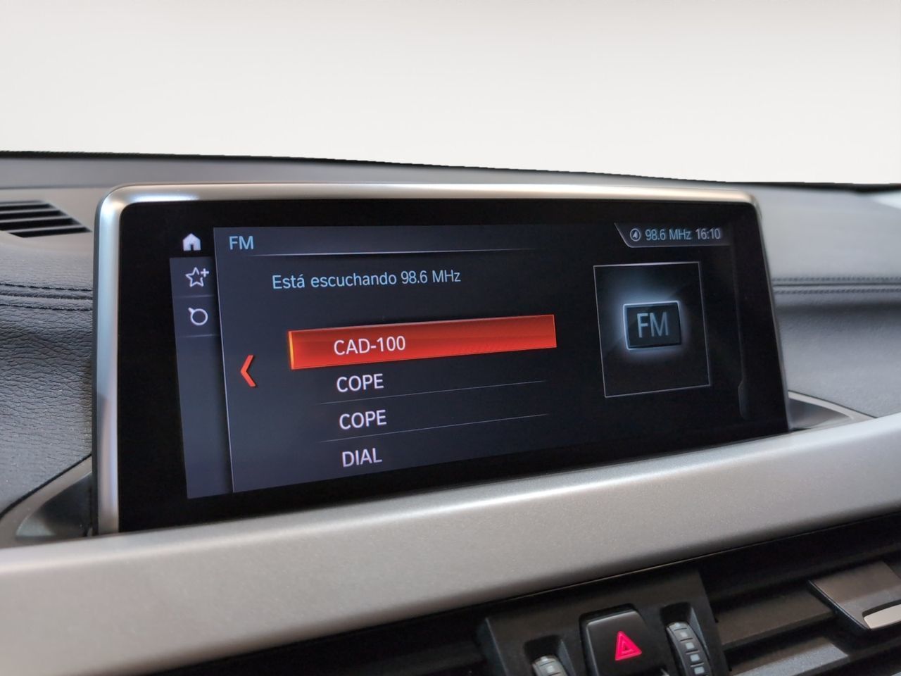 BMW X2 sDrive18d Business - foto 16