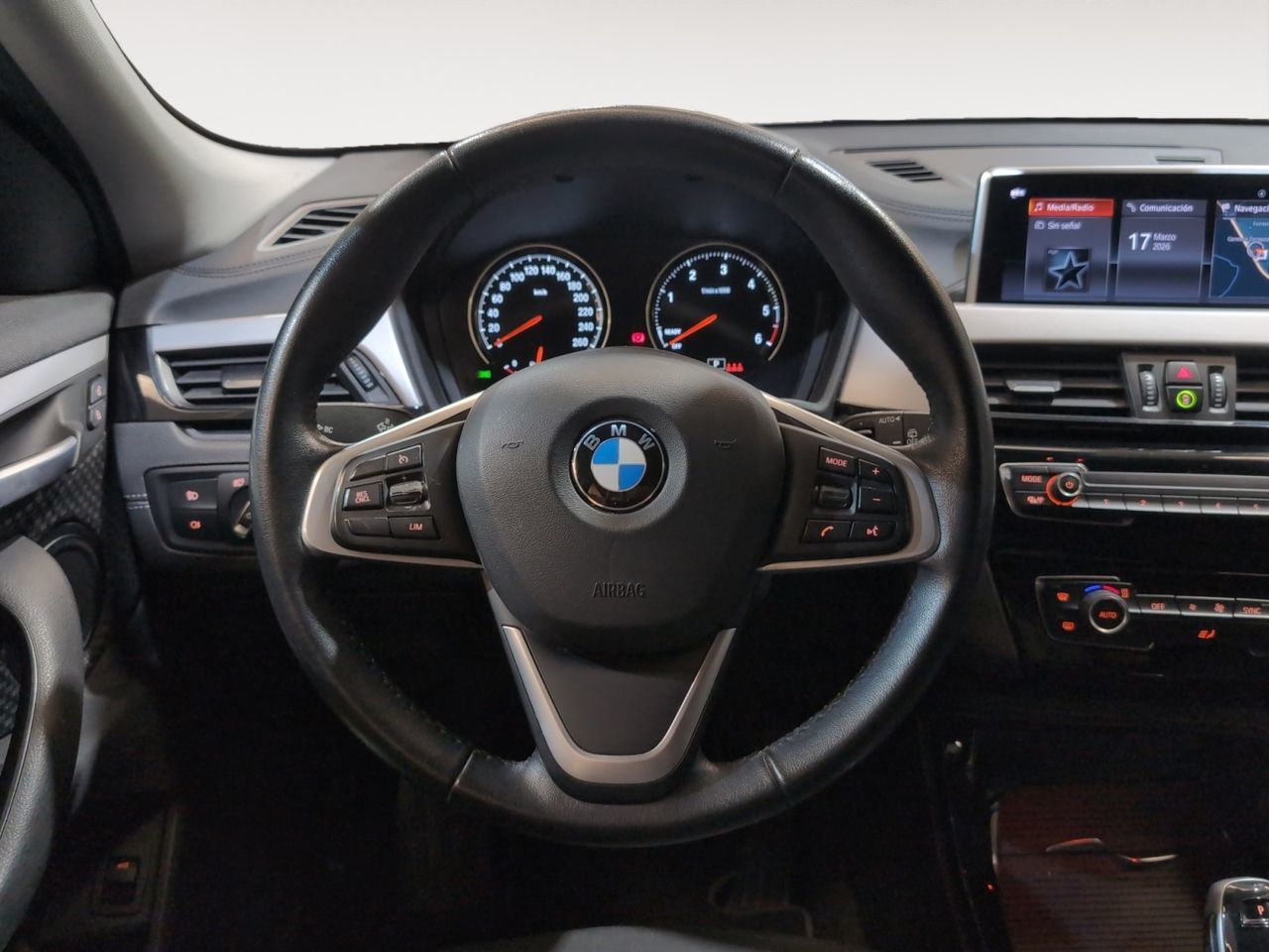 BMW X2 sDrive18d Business - foto 8