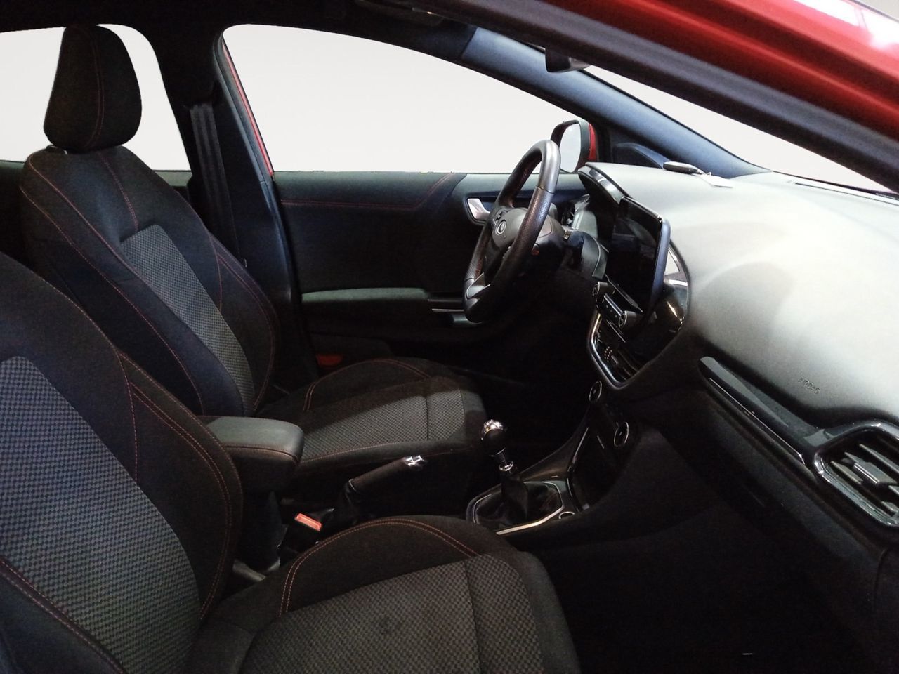 Ford Puma 1.0 EcoBoost MHEV ST-Line Design - foto 11