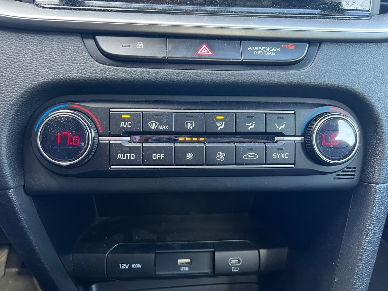 Kia XCeed 1.6 MHEV Drive iMT - foto 17