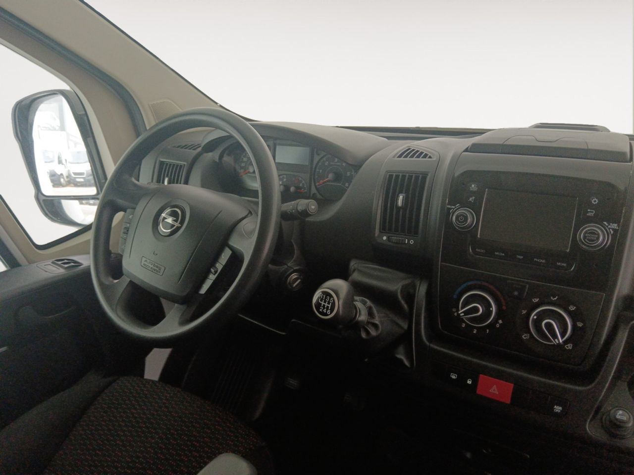 Opel Movano Furgón BlueHDi 140 Edition L2H2 3.500 - foto 8