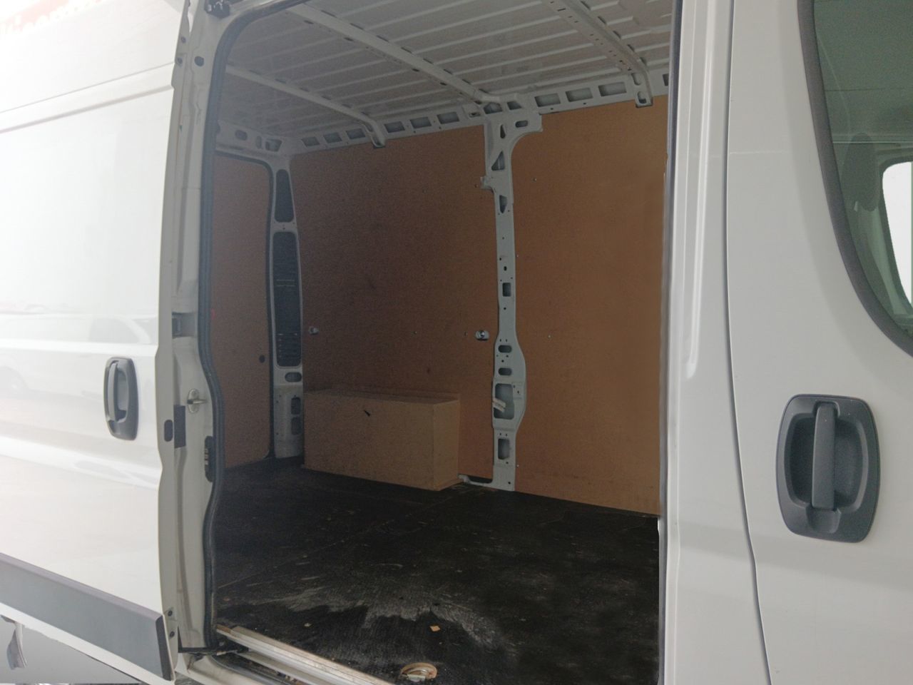 Opel Movano Furgón BlueHDi 140 Edition L2H2 3.500 - foto 11
