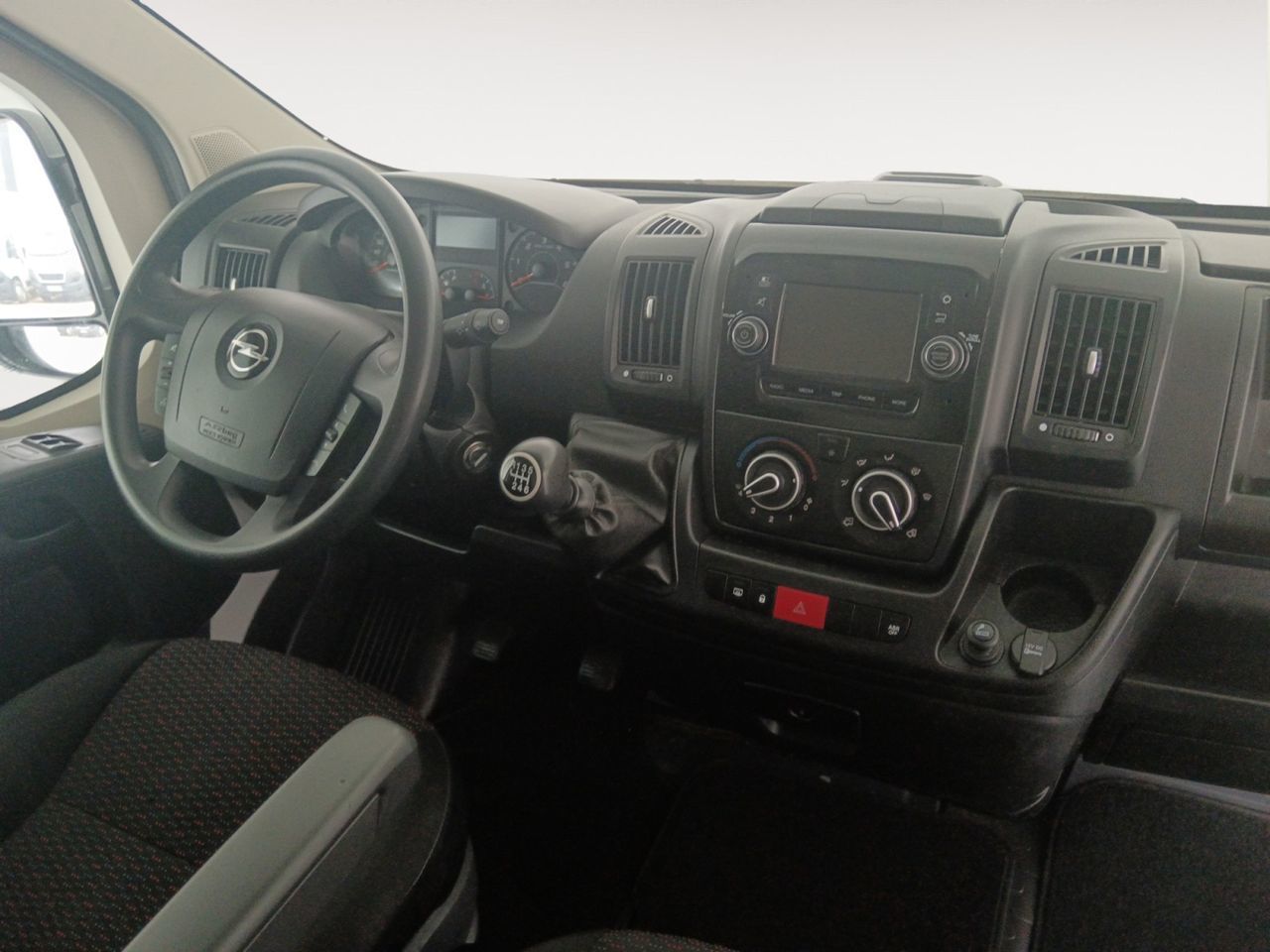 Opel Movano Furgón BlueHDi 140 Edition L2H2 3.500 - foto 7