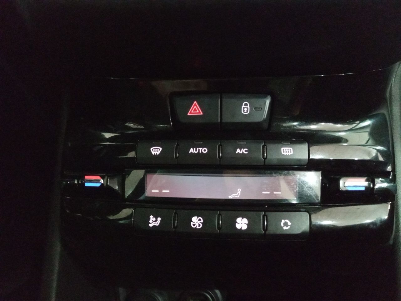 Peugeot 208 PureTech 110 Allure - foto 19