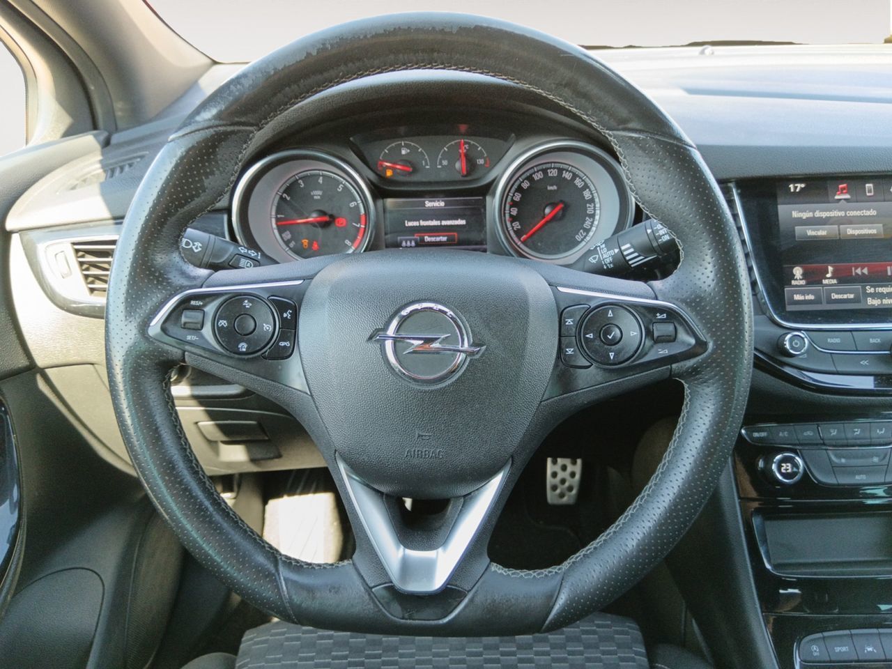 Opel Astra 1.6 Turbo GSi Line - foto 8