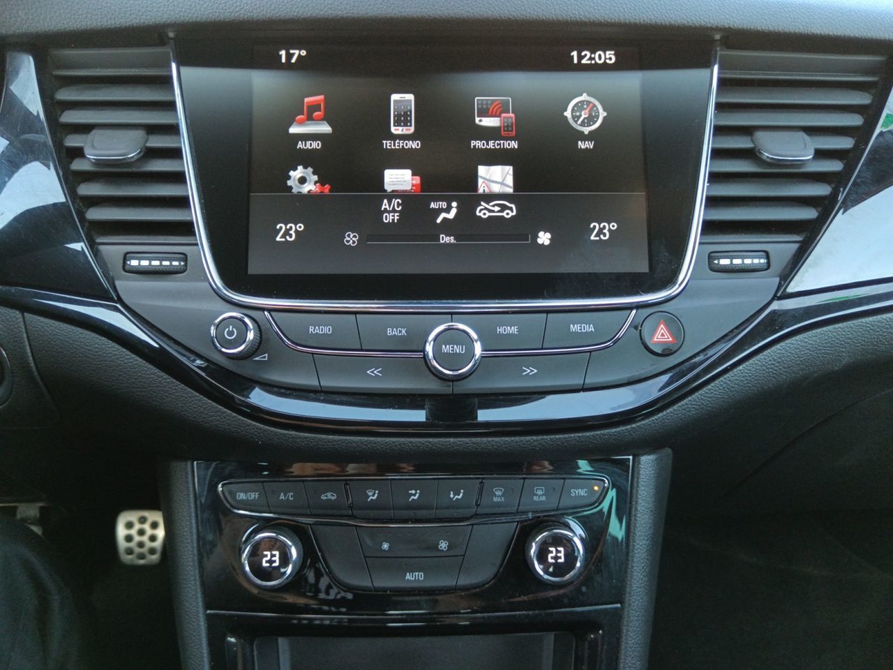 Opel Astra 1.6 Turbo GSi Line - foto 20