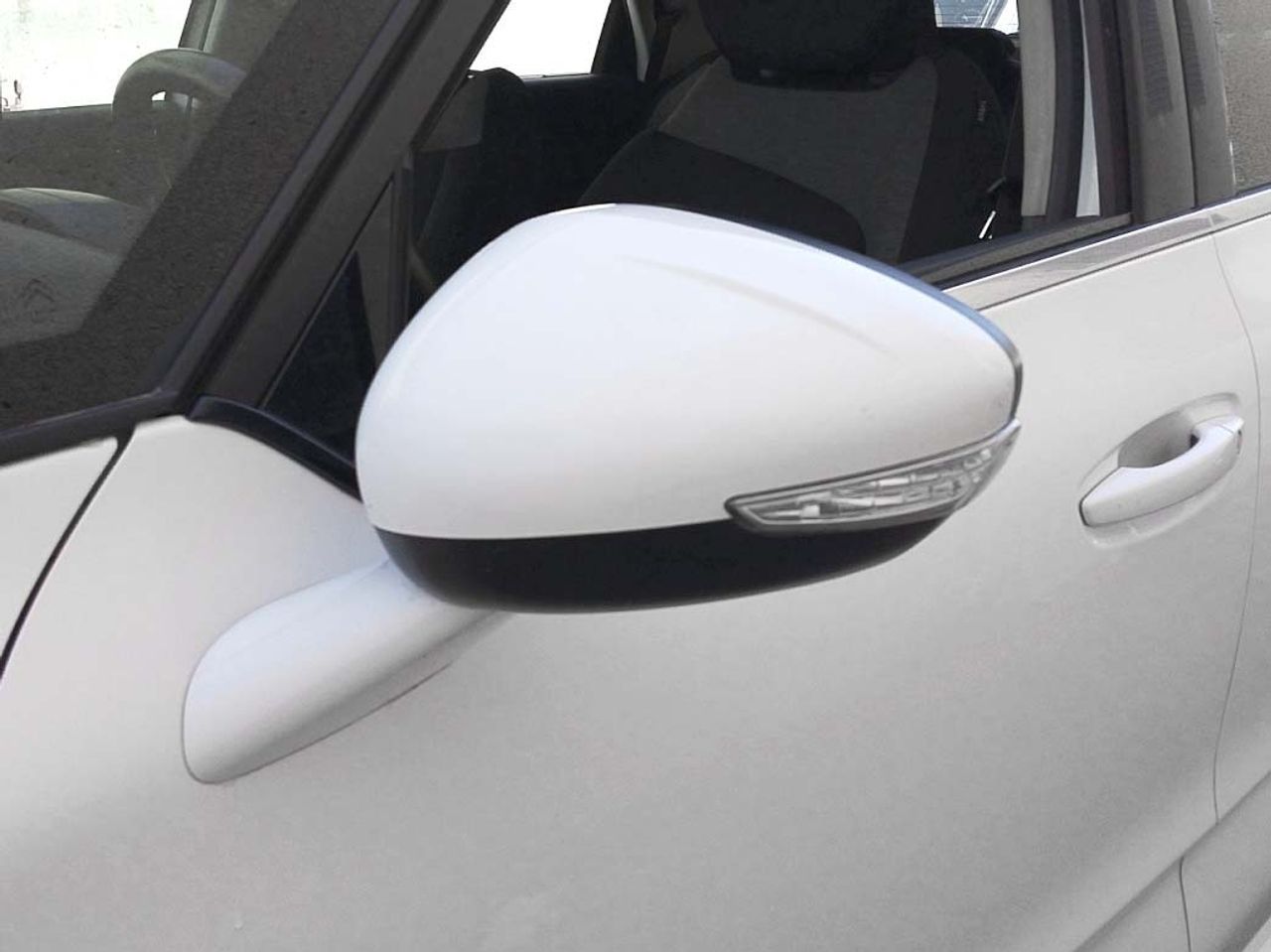 Citroën C4 SpaceTourer PureTech 130 Live EAT8 - foto 23