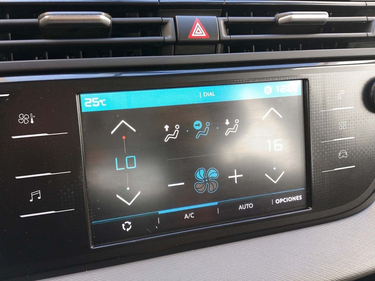 Citroën C4 SpaceTourer PureTech 130 Live EAT8 - foto 21