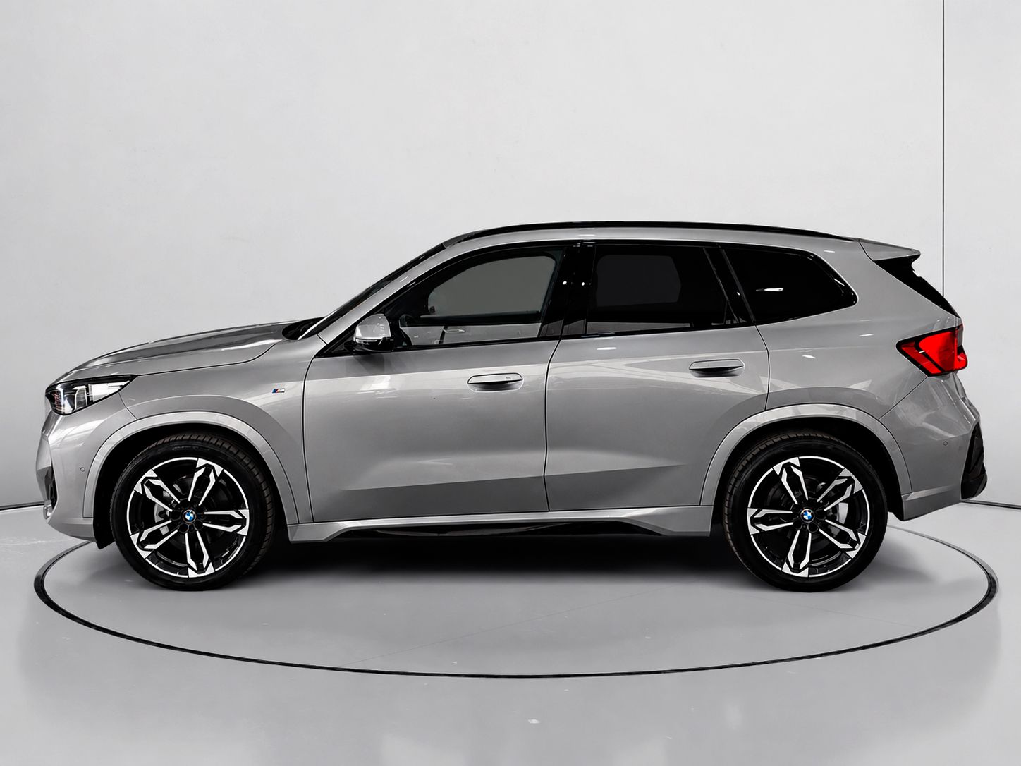BMW X1 sDrive18d - foto 6