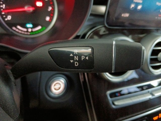 Mercedes-Benz GLC 300 e 4Matic - foto 13