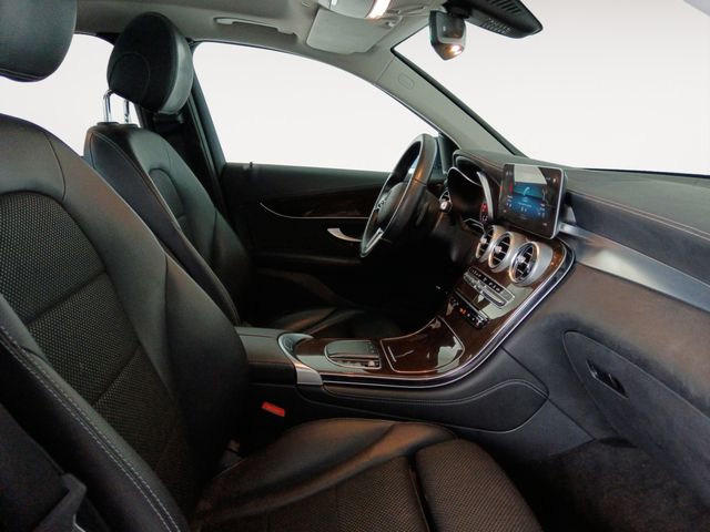 Mercedes-Benz GLC 300 e 4Matic - foto 10