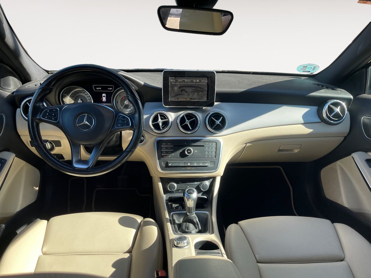 Mercedes-Benz GLA 180 CDI - foto 7