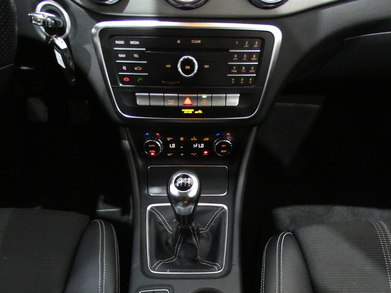 Mercedes-Benz GLA 180 - foto 13