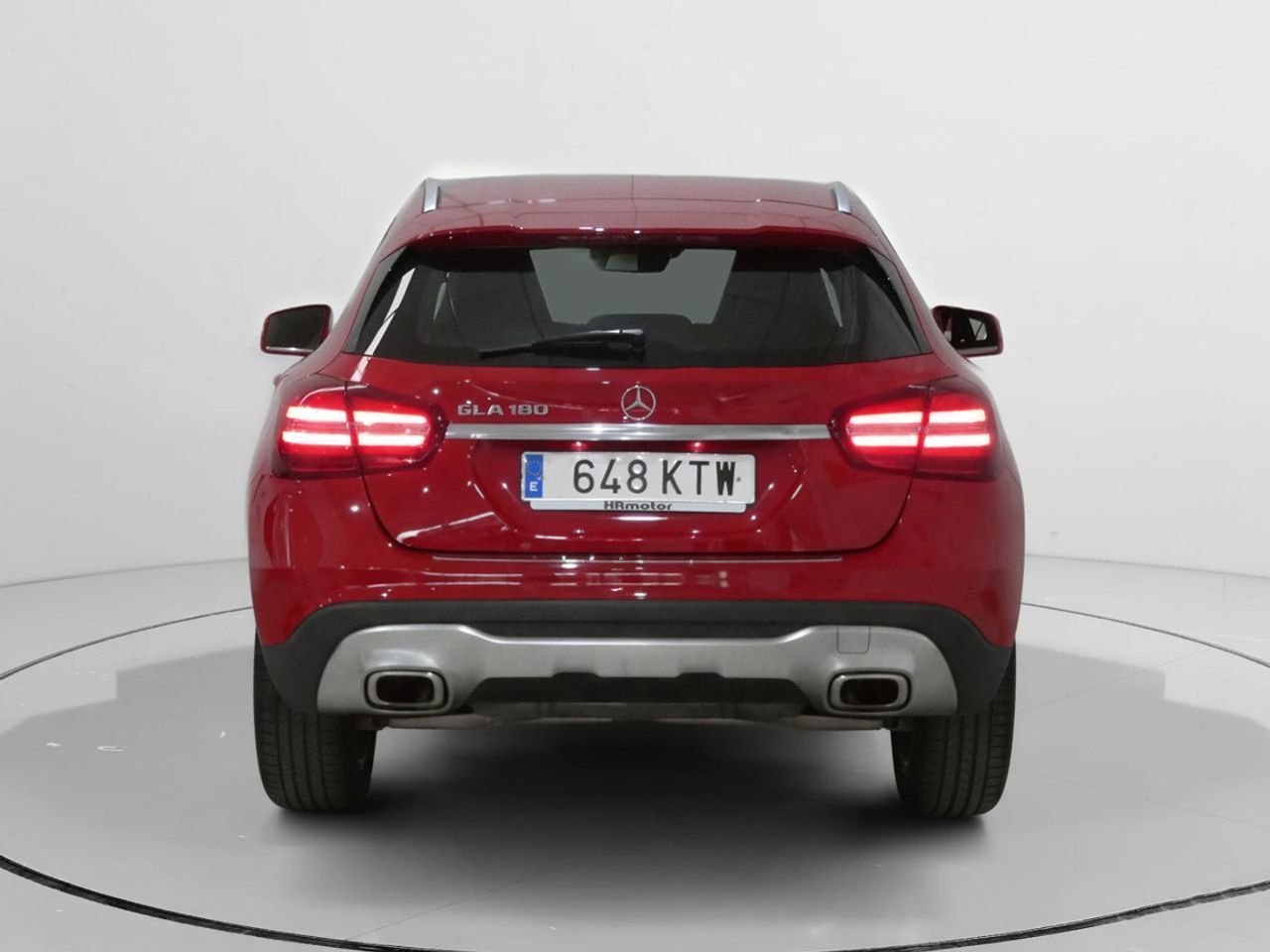 Mercedes-Benz GLA 180 - foto 3
