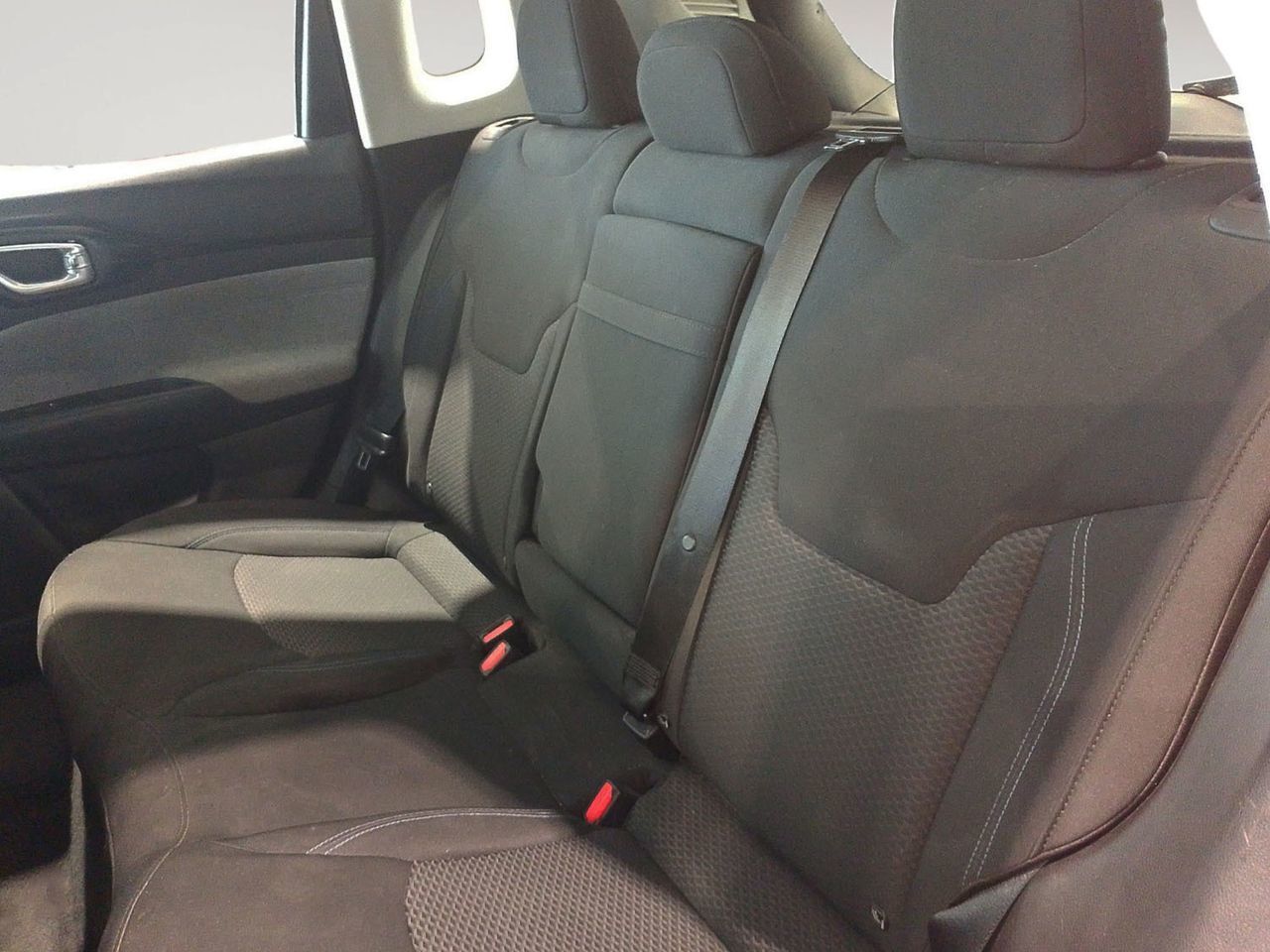 Jeep Compass 1.5 MHEV Night Eagle DCT - foto 9