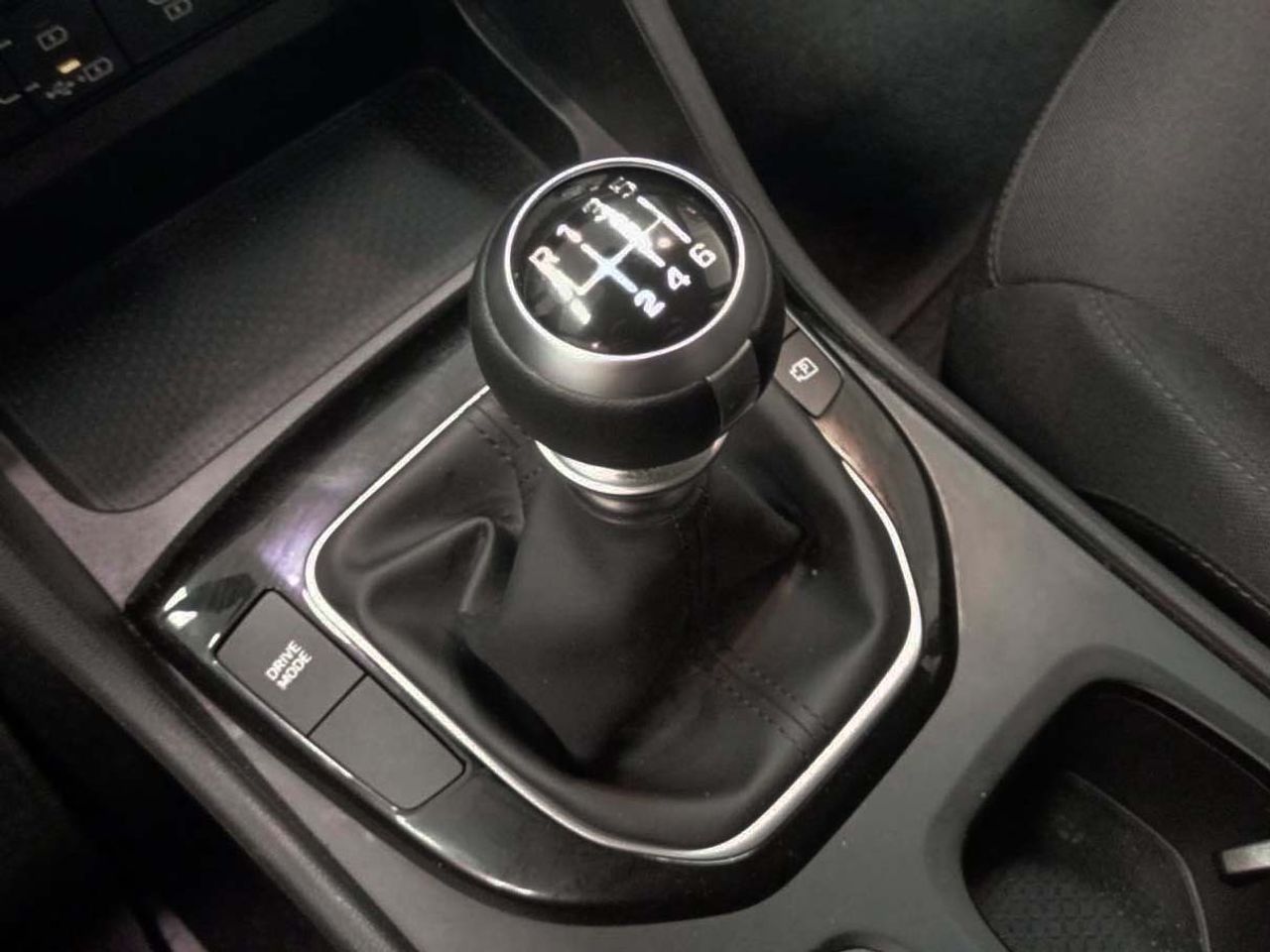 Hyundai Tucson 1.6T Klass - foto 14