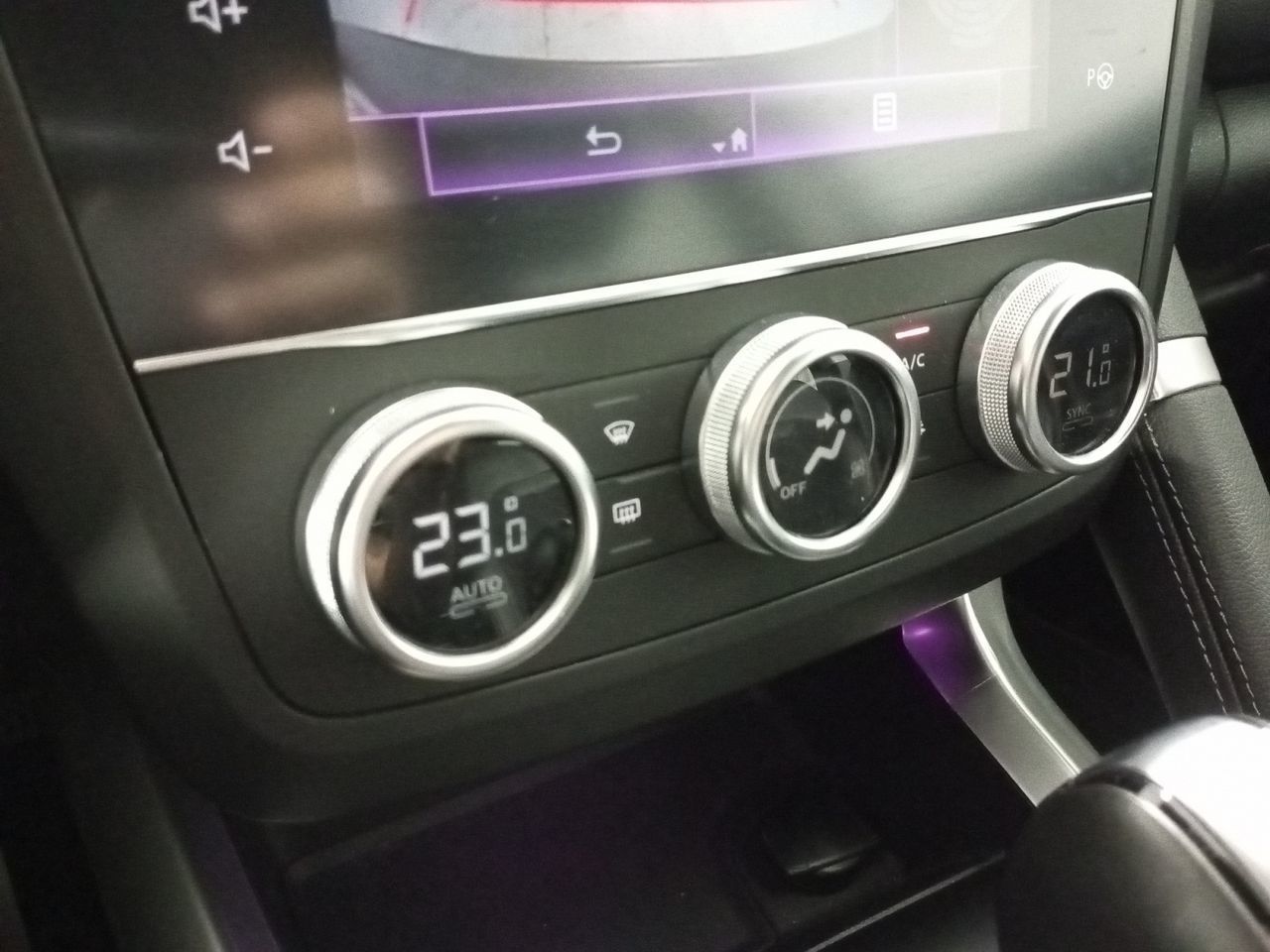 Renault Kadjar Techno TCe GPF EDC - foto 20