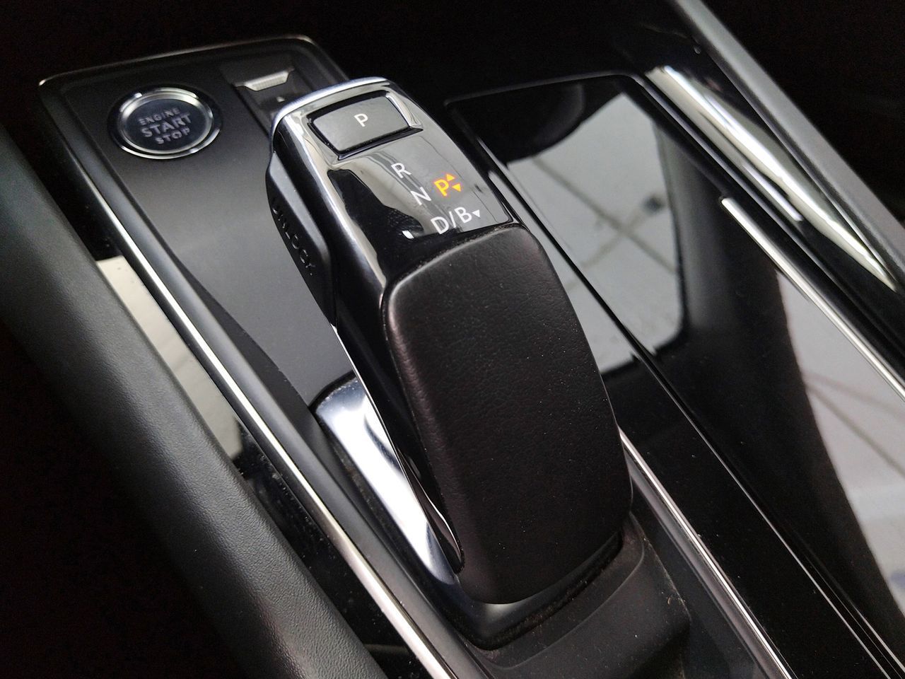 Peugeot 508 Hybrid 225 Allure e-EAT8 - foto 13