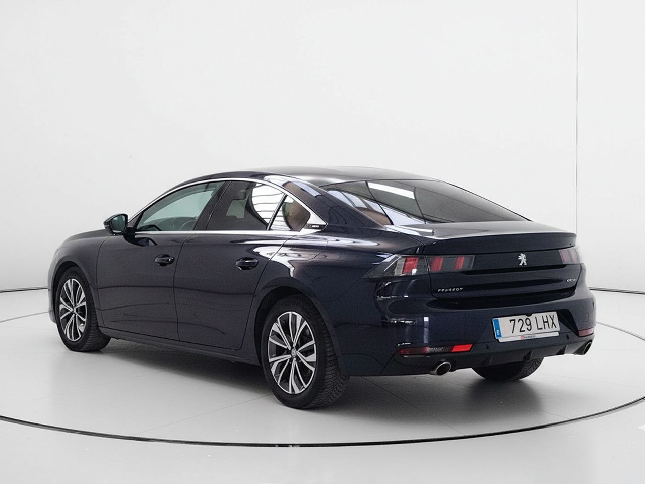 Peugeot 508 Hybrid 225 Allure e-EAT8 - foto 4