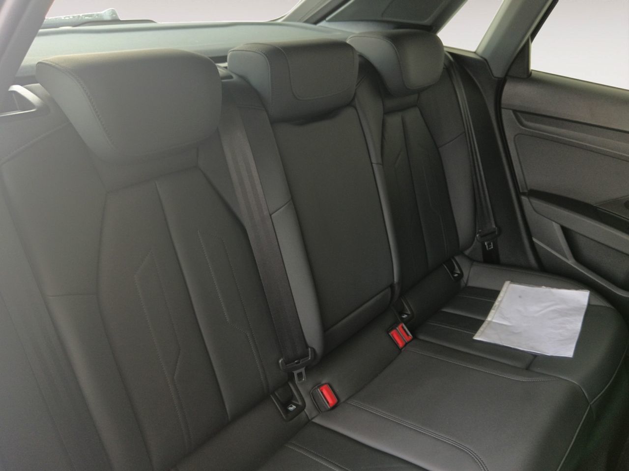 Audi A3 30 TFSI - foto 10