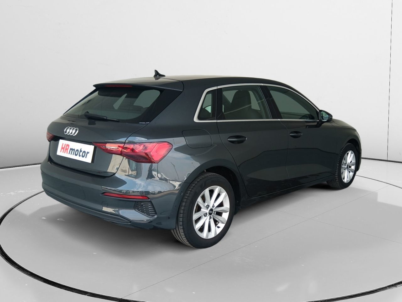 Audi A3 30 TFSI - foto 2
