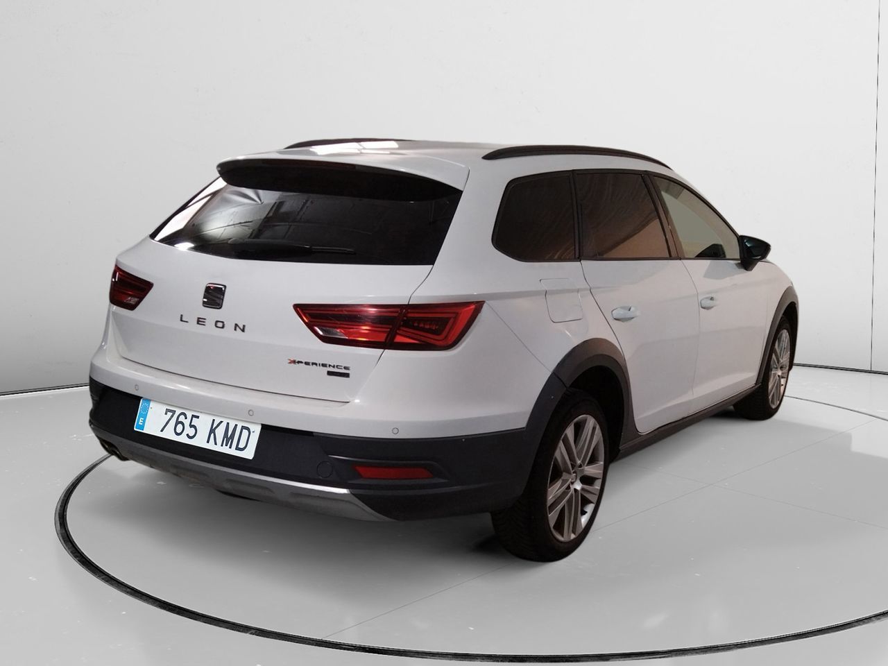 SEAT León 2.0 TDI X-perience 4Drive DSG - foto 2