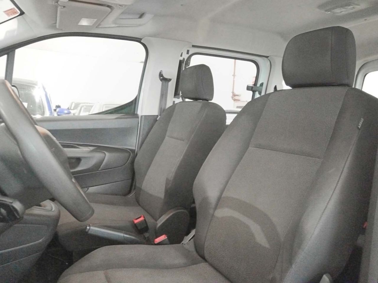 Peugeot Rifter Active Pack Business Standard BlueHDi - foto 18