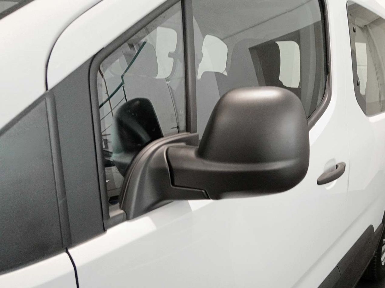 Peugeot Rifter Active Pack Business Standard BlueHDi - foto 19