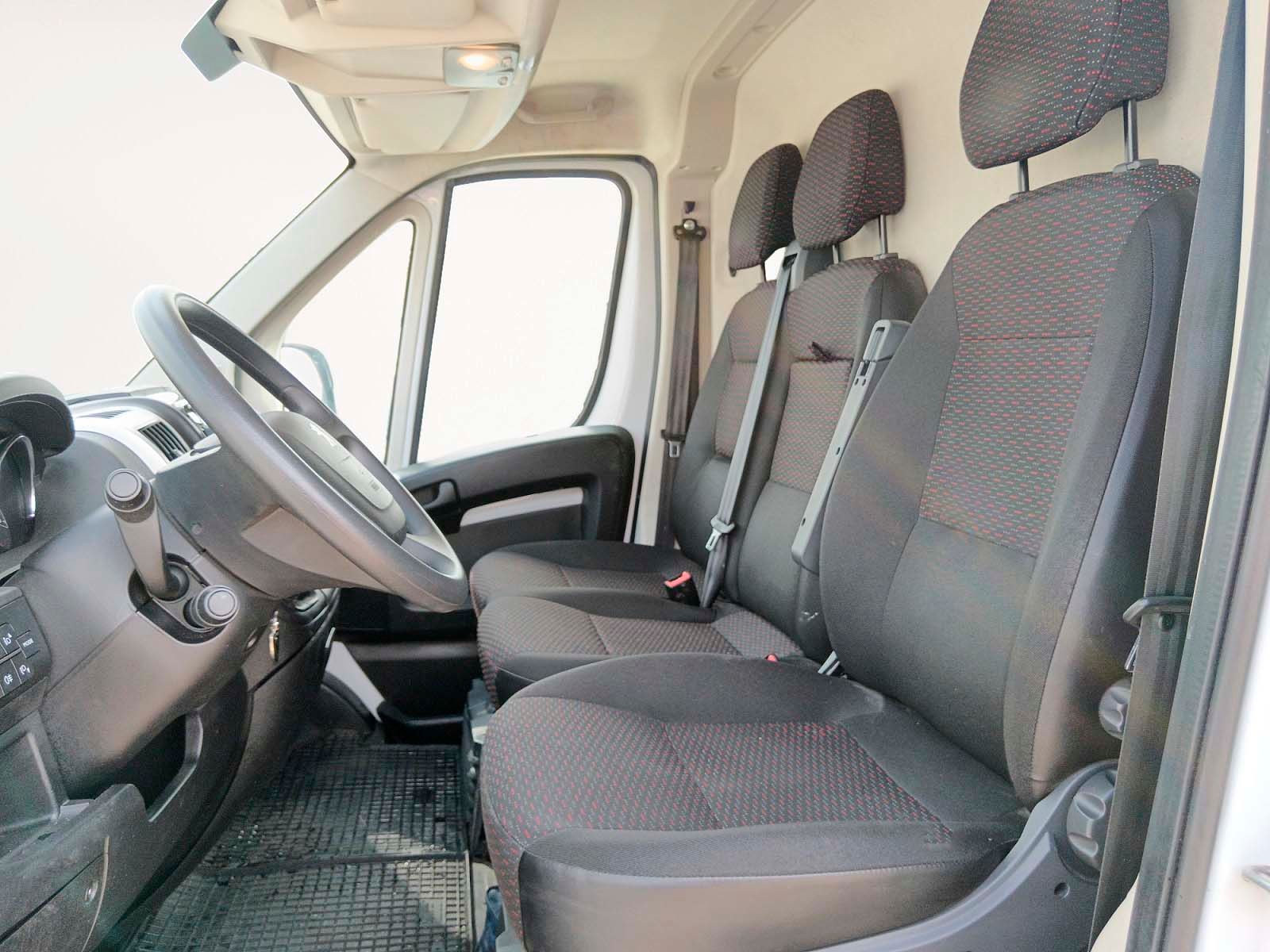 Peugeot Boxer Furgon BlueHDi 140 435 L3H3 - foto 9