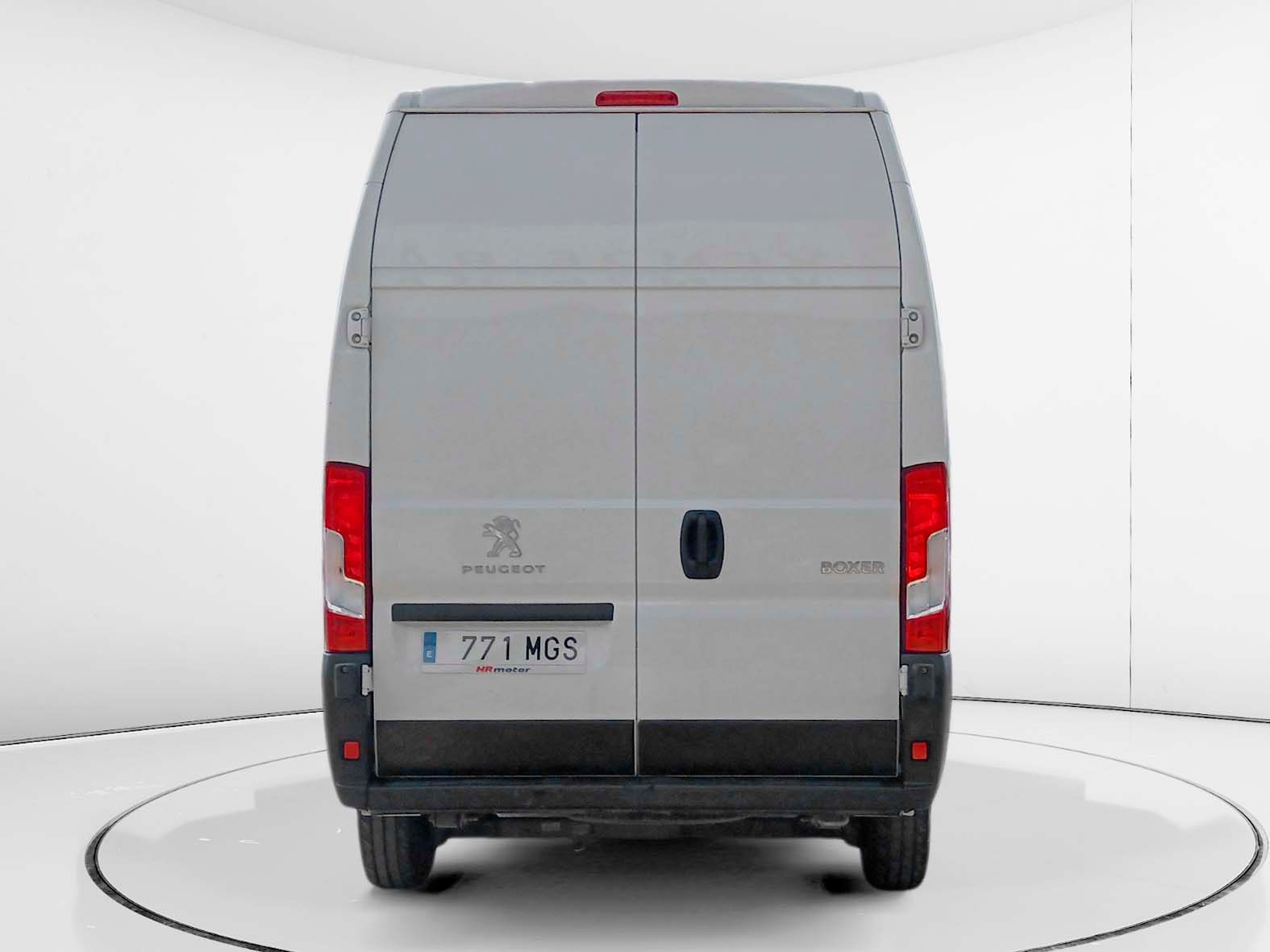 Peugeot Boxer Furgon BlueHDi 140 435 L3H3 - foto 3