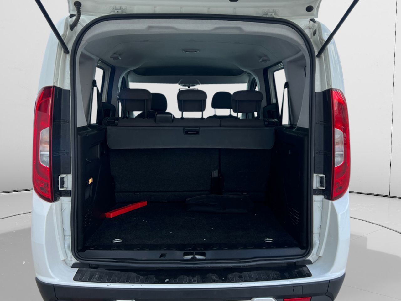 Fiat Doblò 1.6 MultiJet N1 Trekking - foto 12
